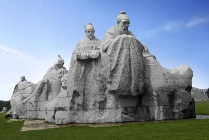 郑百雕像·高英坡大师艺术作品