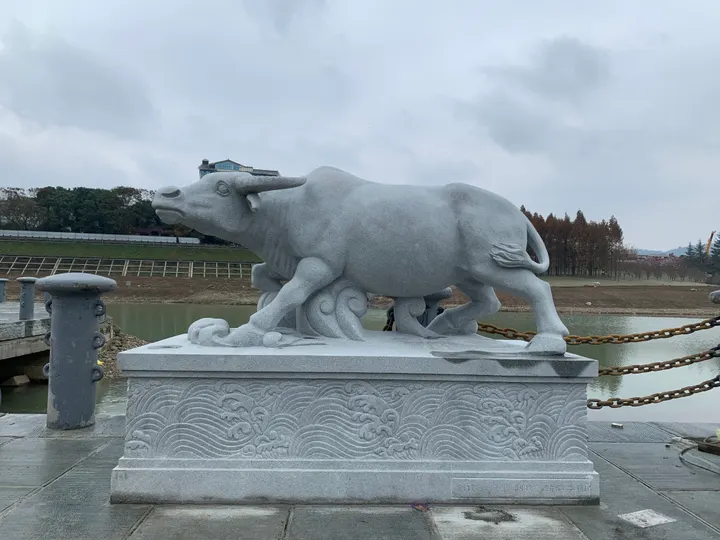 高英坡大师艺术作品创作实景