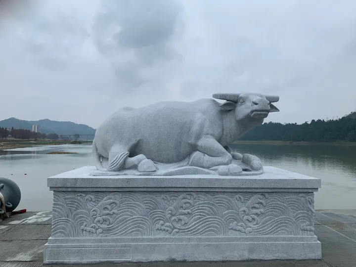 高英坡大师艺术作品创作实景